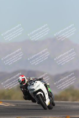 media/Oct-26-2025-Race Pace (Sun) [[c1447ca738]]/Non Verified (1st 20 Minutes of every Hour)/4-Turn 14 (1110am)/